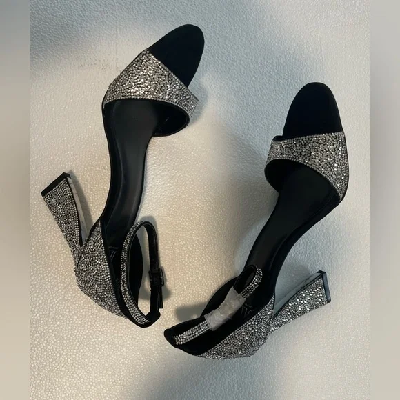 JLO Heels IRMA